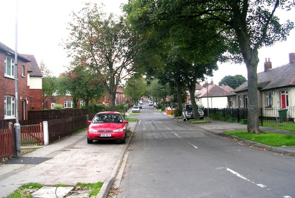 Photo 6"x4" Walnut Avenue viewed from Silcoates Street Wakefield\/SE3320 c2008