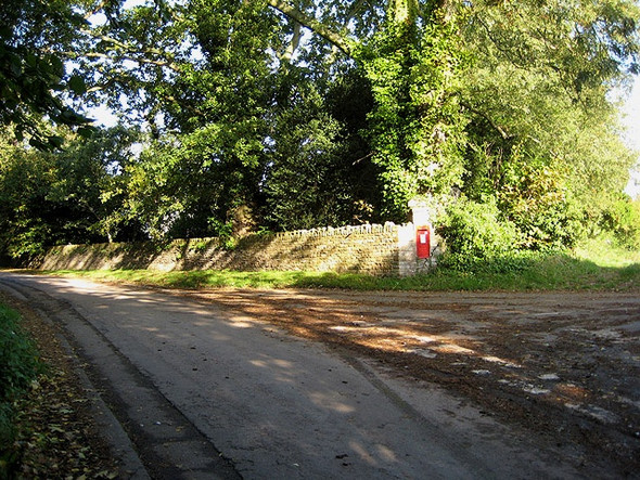Photo 6"x4" GR postbox near a road junction Llangarron c2008
