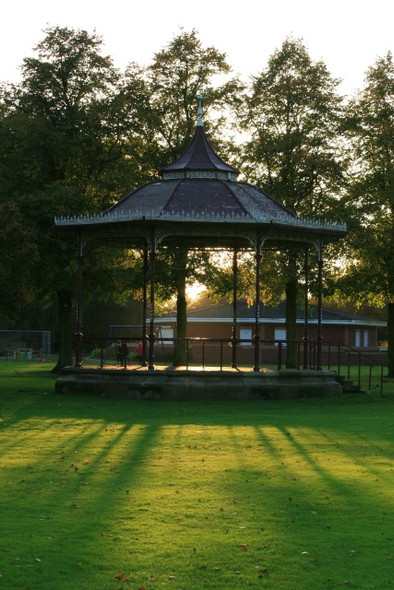 Photo 6"x4" West Park Bandstand Long Eaton c2008