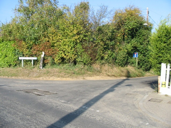Photo 6"x4" Junction of Valley Road with Manston Court Road Lydden\/TR3567 c2008