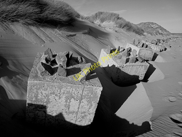 Photo 6"x4" Newburgh: war time beach defences on Foveran Links Newburgh\/NJ9925 c2008