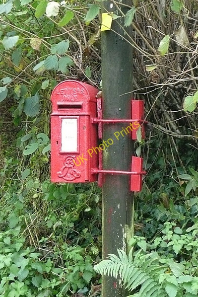 Photo 6"x4" Post box at Cilsan Cilsan c2008