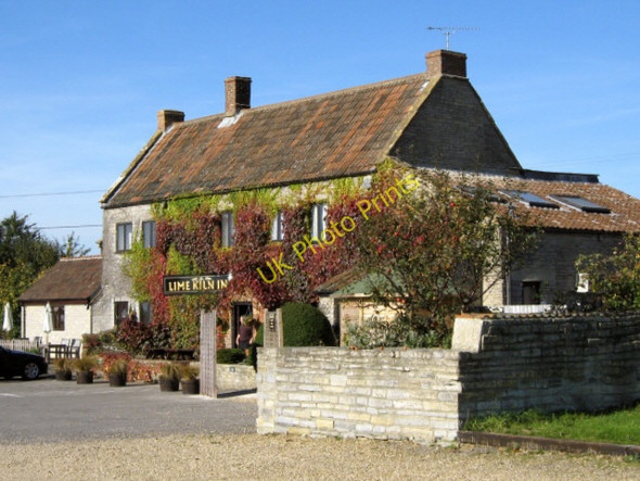 Photo 6"x4" The Lime Kiln Inn, near Long Sutton Knole\/ST4825 c2008