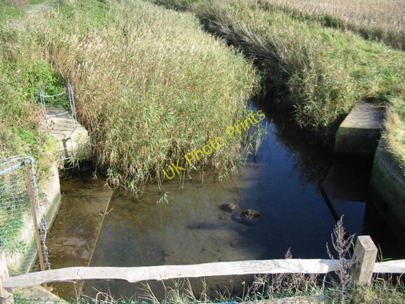 Photo 6"x4" The River Lavant at the sluice gate before entering Fishbourne Channel Apuldram c2008