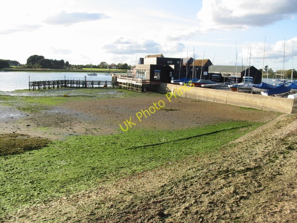 Photo 6"x4" Dell Quay at low tide Dell Quay c2008