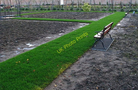 Photo 6"x4" Walled garden, Castle Park Bangor\/J5081 c2008