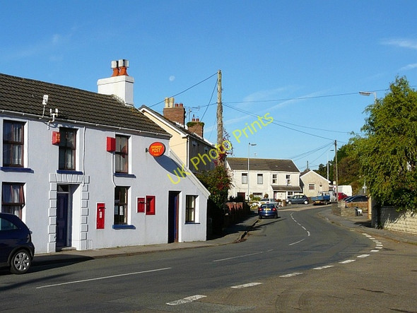 Photo 6"x4" Pembrey Post Office Burry Port\/Porth Tywyn c2008