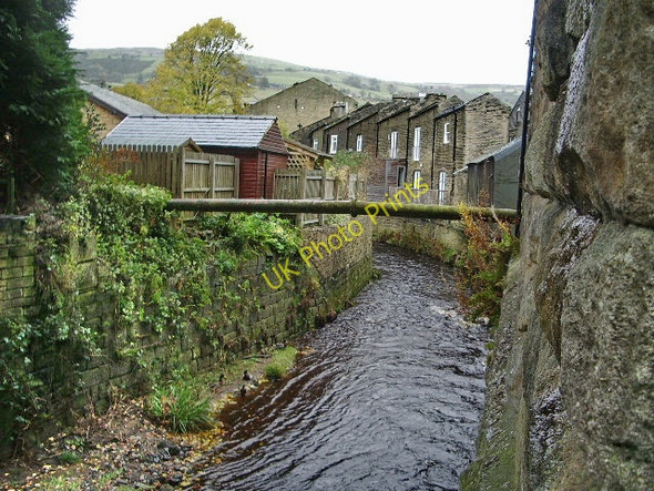 Photo 6"x4" Cragg Brook as it passes under the viaduct Hoo Hole c2008