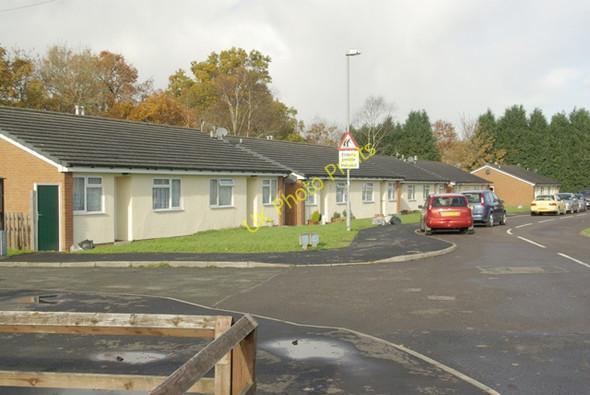 Photo 6"x4" Pendre bungalows Builth Wells\/Llanfair-Ym-Muallt c2008