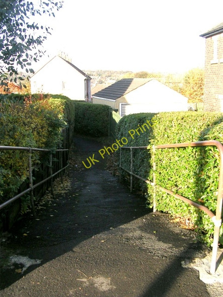 Photo 6"x4" Footpath - Leeds Road, Windhill Baildon c2008