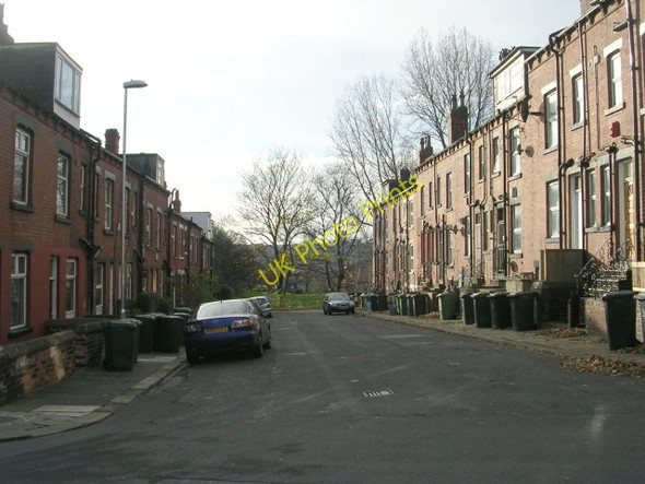 Photo 6"x4" Village Avenue - Stanmore Hill Burley\/SE2734 c2008