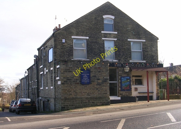Photo 6"x4" The Springfield Hotel - Bradford Road, Idle Eccleshill c2008