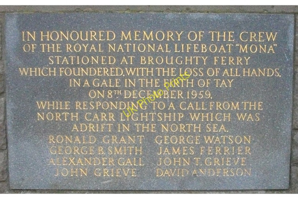 Photo 6"x4" Mona Memorial, Broughty Ferry Lifeboat Station Tayport c2008