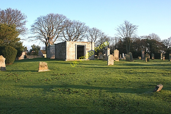 Photo 6"x4" Spynie Kirkyard Bishopmill c2008 P1