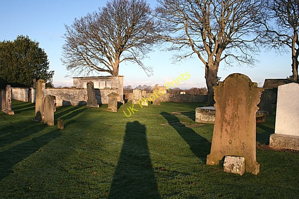Photo 6"x4" Spynie Kirkyard and Palace Bishopmill c2008