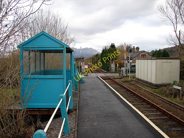 Photo 6"x4" Tygwyn station and level crossing Glan-y-wern\/SH6034 c2008