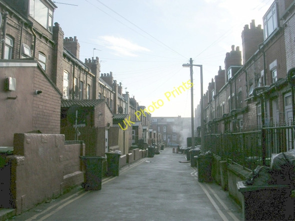 Photo 6"x4" Back Seaforth Place - Strathmore Drive Leeds\/SE3034 c2008