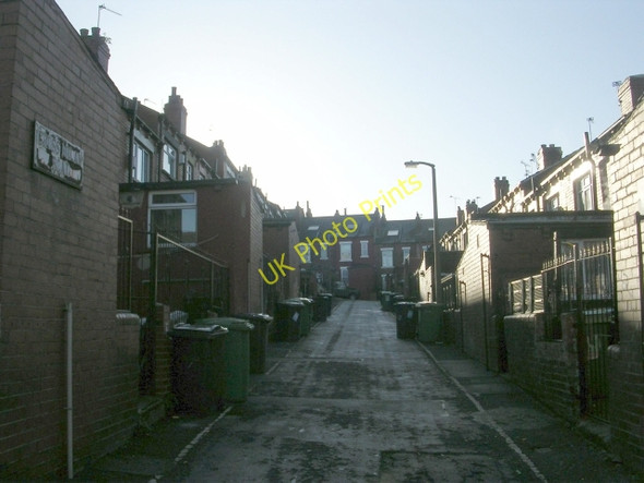 Photo 6"x4" Cross Milan Road - Milan Road Leeds\/SE3034 c2008