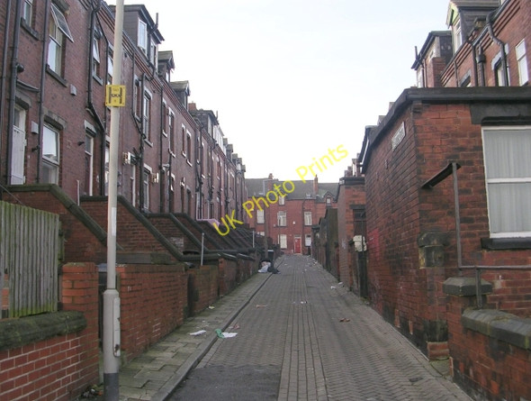 Photo 6"x4" Back Linden Grove - Dewsbury Road Hunslet c2008