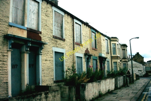 Photo 6"x4" Nelson - Albert Street off Every Street. Nelson\/SD8637 c2007