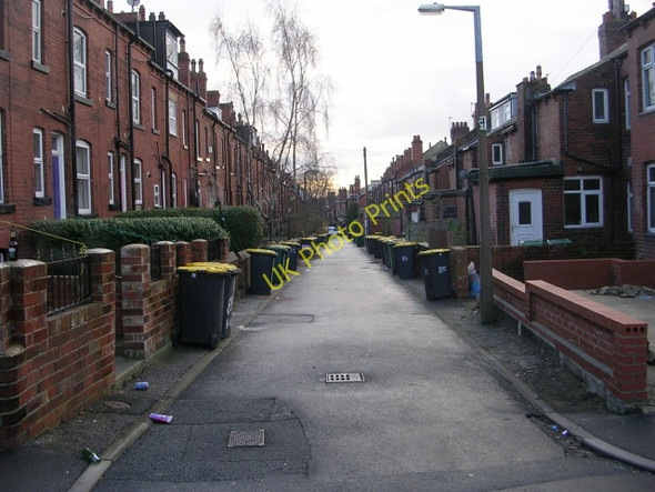 Photo 6"x4" Back Headingley Avenue - Ash Road Headingley c2009