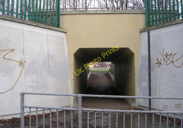 Photo 6"x4" Underpass - Vicarage Terrace Kirkstall c2009