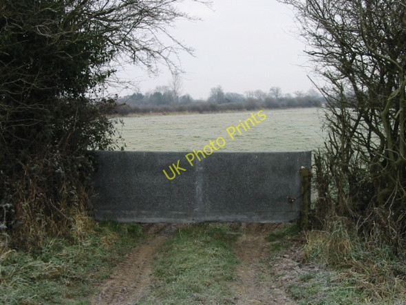 Photo 6"x4" Field entrance off Oaksey Road Upper Minety c2009