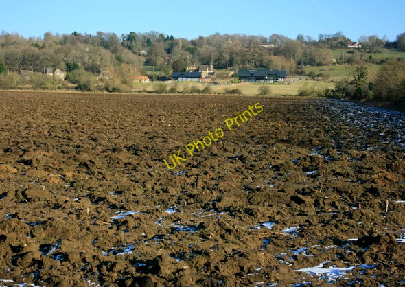 Photo 6"x4" 2009 : Ploughed field at the foot of Bowden Hill Bowden Hill\/ST9367 c2009