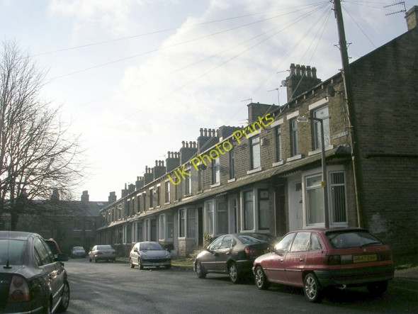 Photo 6"x4" Clapton Avenue - Parkinson Lane Halifax c2009