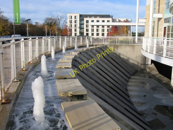 Photo 6"x4" Waitrose Fountains Cheltenham c2008