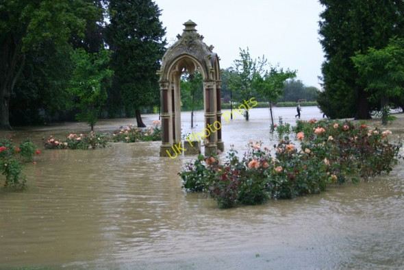 Photo 6"x4" Sandford Park (east end)  during the July 2007 floods Cheltenham c2007