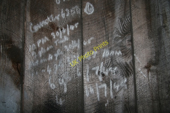 Photo 6"x4" Writing on the wall anno 1945 Whigstreet c2009
