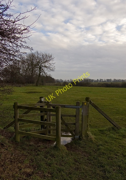 Photo 6"x4" Gate near Skirlaugh Skirlaugh c2009