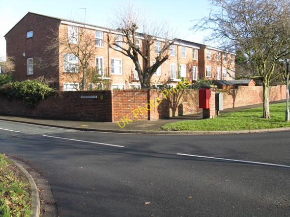 Photo 6"x4" Flats at the corner of Oakwood Lane and Bow Lane Hale\/SJ7686 c2009