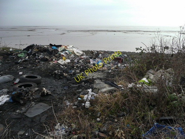 Photo 6"x4" Rubbish on the shoreline Pwll-Mawr c2009