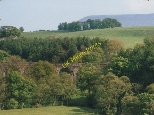 Photo 6"x4" Railway viaduct over Ings Beck Downham\/SD7844 c1997