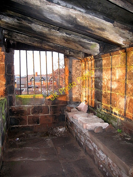 Photo 6"x4" Inside Morgan's Mount Chester c2009