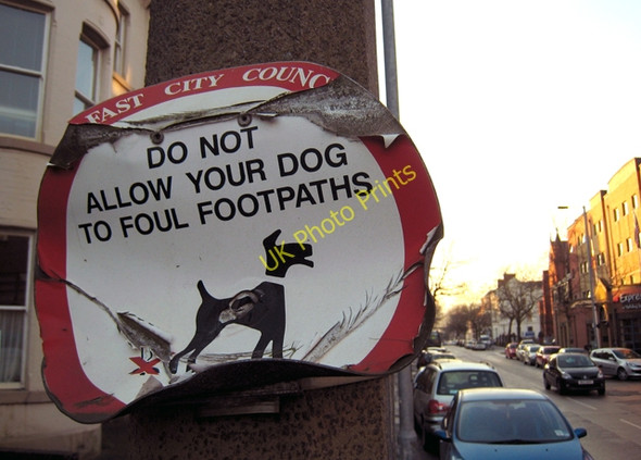 Photo 6"x4" Damaged sign, University Street Belfast c2009