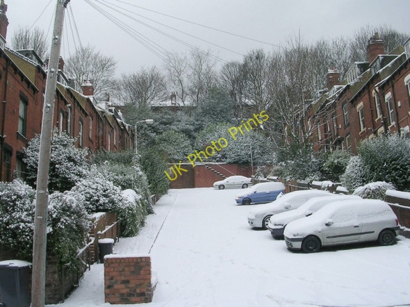 Photo 6"x4" Wharfedale Grove - Wharfedale Avenue Leeds\/SE3034 c2009