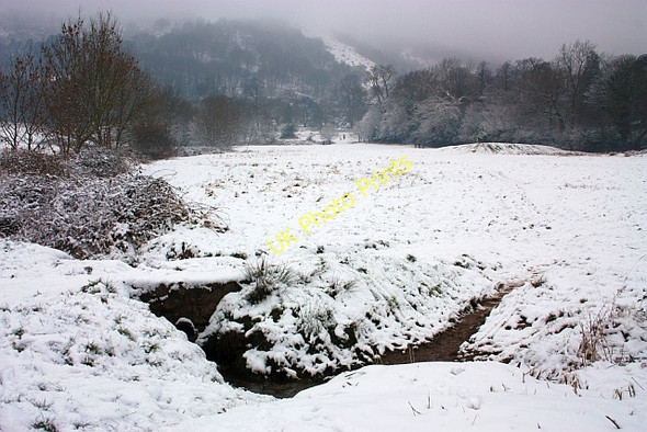 Photo 6"x4" Malvern Common in the snow Great Malvern c2009