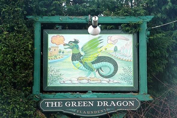 Photo 6"x4" The Green Dragon Flaunden c2009
