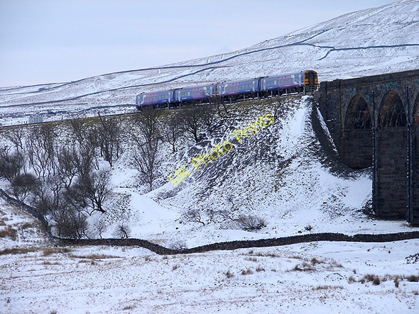 Photo 6"x4" Settle & Carlisle Railway Ribble Head\/SD7779 c2009
