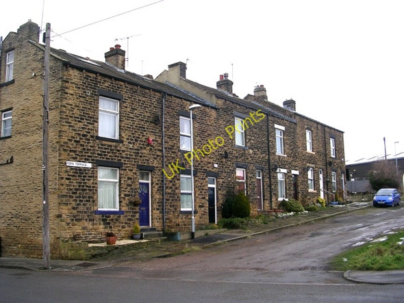 Photo 6"x4" Fern Terrace - Arthur Street Pudsey\/SE2233 c2009