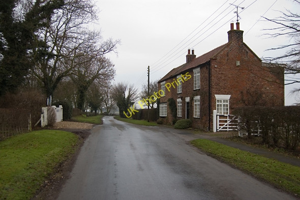 Photo 6"x4" Main Street, Swine Swine c2009