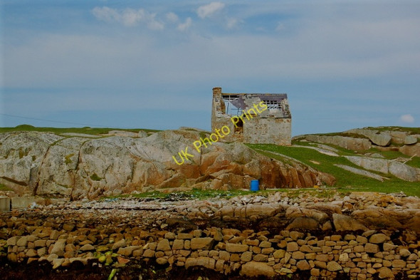 Photo 6"x4" Derelict building on Inishcoo  Island Burtonport c2008