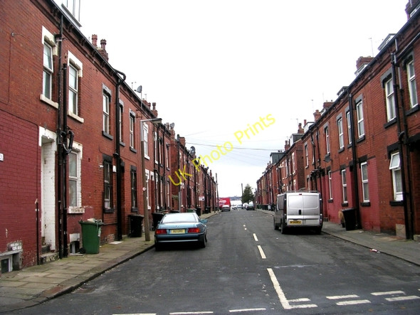 Photo 6"x4" Recreation Row - Crosby Road Beeston Hill c2009