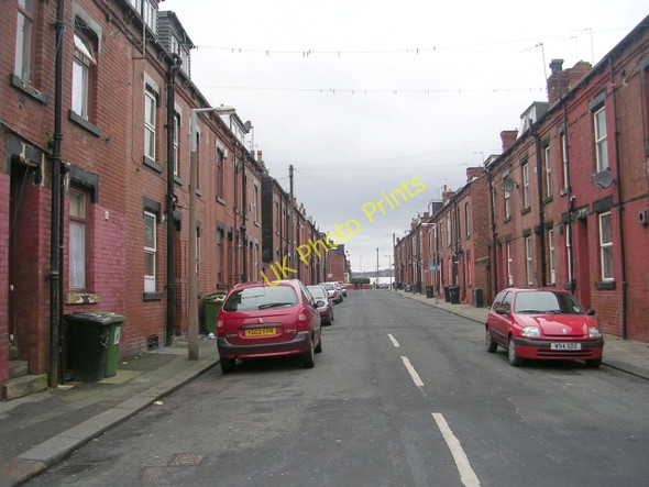 Photo 6"x4" Recreation Place - Crosby Road Beeston Hill c2009 P1