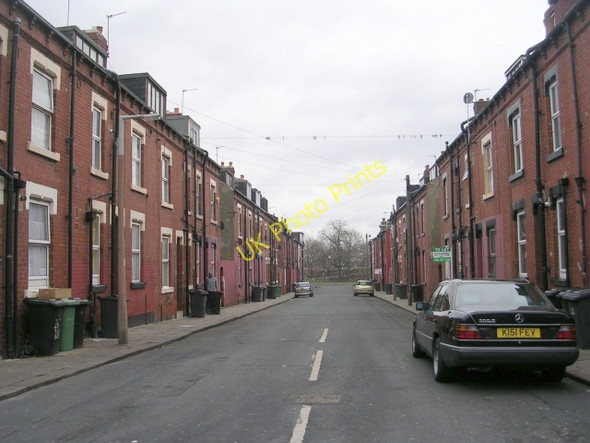 Photo 6"x4" Recreation View - Crosby Road Beeston Hill c2009