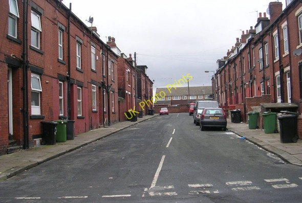 Photo 6"x4" Recreation Grove - Crosby Road Beeston Hill c2009 P1