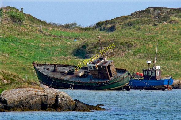 Photo 6"x4" Fishing boats at Cruit Island near the bridge Kincaslough c2008